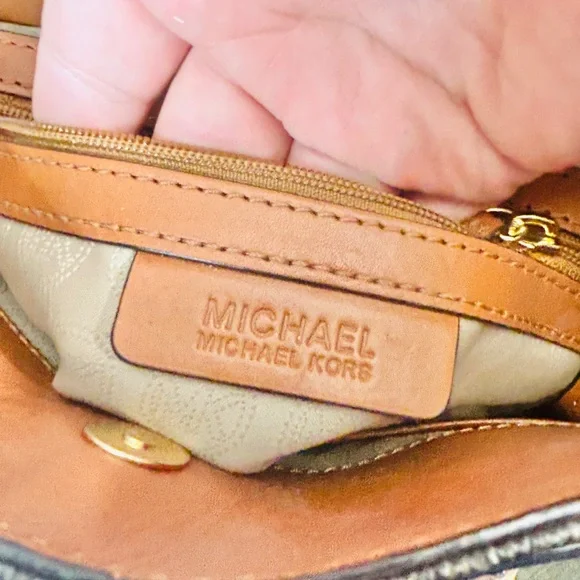 Michael Kors Hamilton East West Satchel Tote Purse Brown Signature Gold Chain - Picture 6 of 6